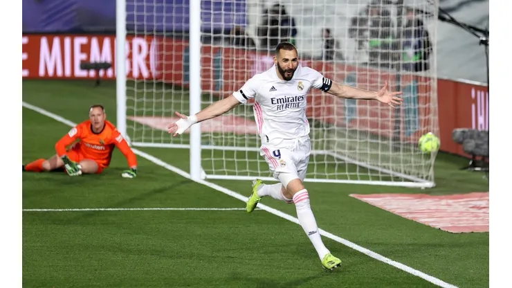 El Madrid y Barcelona chocan por La Liga.