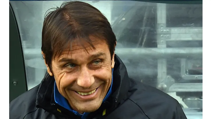 Antonio Conte no quiso revelar sus cartas a horas de un partido trascendental entre Inter y Cagliari, con posible presencia titular de Alexis Sánchez