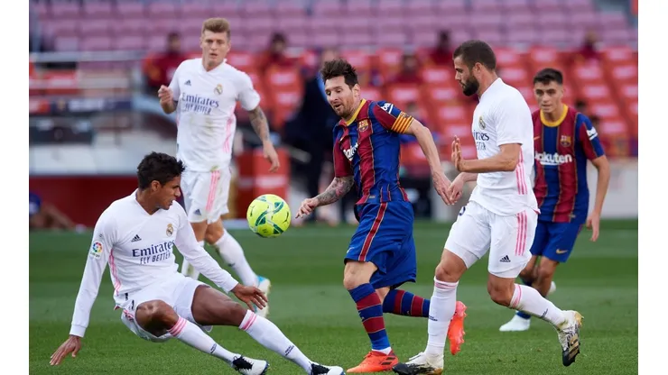 Real Madrid y Barcelona protagonizan este sábado un nuevo clásico del fútbol español, y que muchos en el mundo esperan.