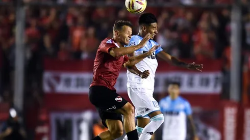 De infarto: Este cruce siempre regala momentos memorables. Como aquel gol de Marcelo Díaz cuando racing jugaba con nueve jugaodres.