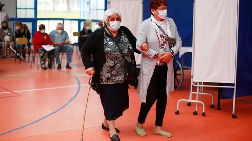 Los vecinos y vecinas de Lo Espejo podrán recibir una dosis de Neurobionta para los días helados