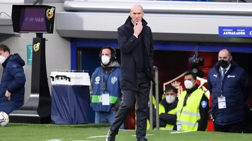 Zinedine Zidane niega que el Real Madrid vs Barcelona sea el decisivo para La Liga.