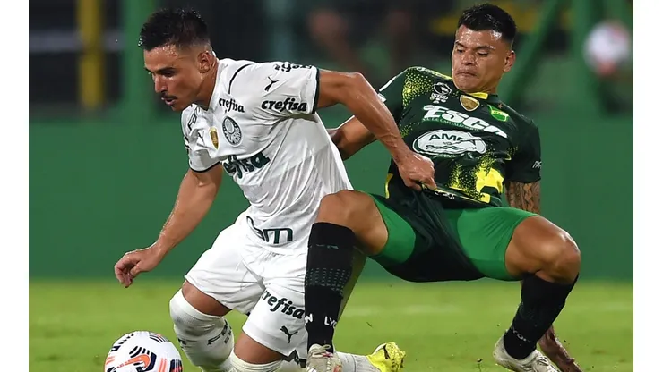 Palmeiras dio el primer y gran golpe ante Defensa y Justicia por la Recopa Sudamericana.