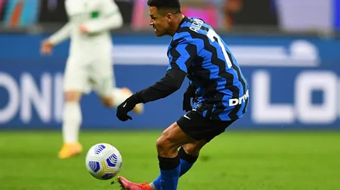 El picotón de Alexis Sánchez contra Sassuolo que casi termina en golazo.