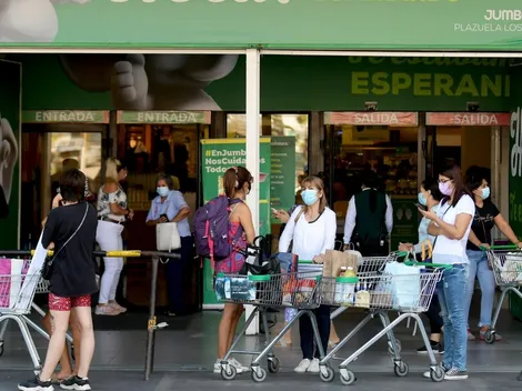 ¿A qué hora cierran los supermercados hoy?