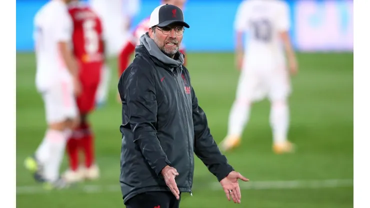 Jürgen Klopp reclamó por una decisión arbitral en el Real Madrid vs Liverpool.