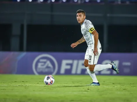 Independiente del Valle derrota a Gremio con Pinares de capitán