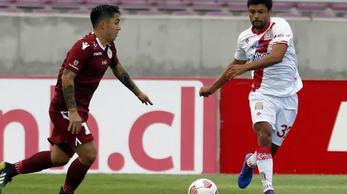 Curicó se presentó sólo con 11 jugadores frente a La Serena