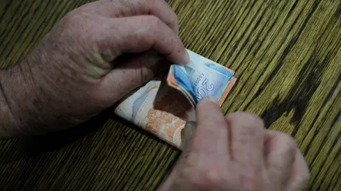 El beneficio entrega hasta $100.000 por habitante del hogar que califique.