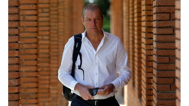 José María Buljubasich lleva más de una década con los hilos del fútbol de Universidad Católica, la década más ganadora del club en su historia