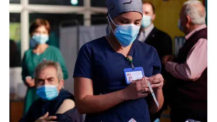 Casi 7 millones de personas han recibido, al menos la primera dosis.