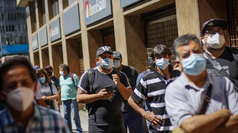 Se entrega mensualmente en cuotas, por un período de hasta 24 meses