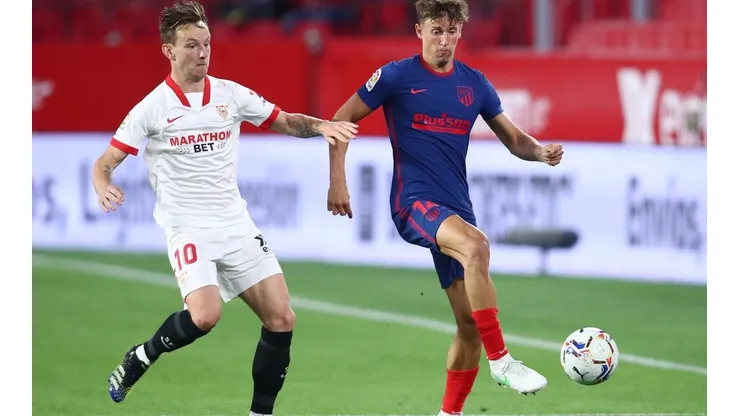 Sevilla se mete en la lucha por el título de la liga española.