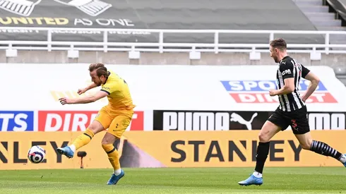 Kane sigue rompiendo redes en la Premier League.