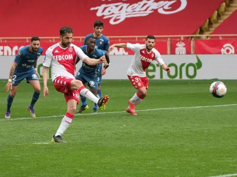 Maripán se luce en defensa en goleada del Mónaco sobre Metz