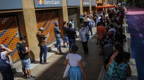 Se entrega mensualmente a las familias en situación de pobreza extrema