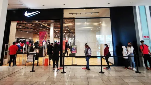 Solo se podrá ingresar a farmacias, bancos y supermercados