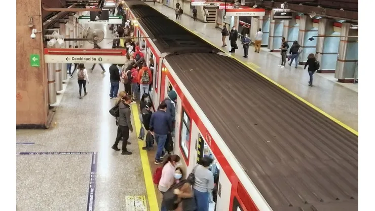 Metro funcionará hasta las 20.00 horas