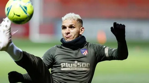 El volante quiere jugar la próxima temporada en Argentina.