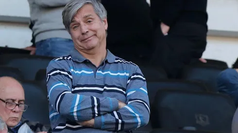 Harold Mayne-Nicholls vive un momento tenso en Colo Colo