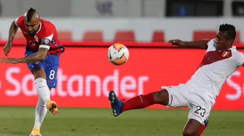 Vidal sigue sumando elogios por su golazo ante Perú.