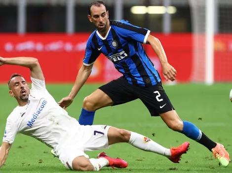 Godín aún no entiende su salida del Inter: "Pregúntenle a Conte"