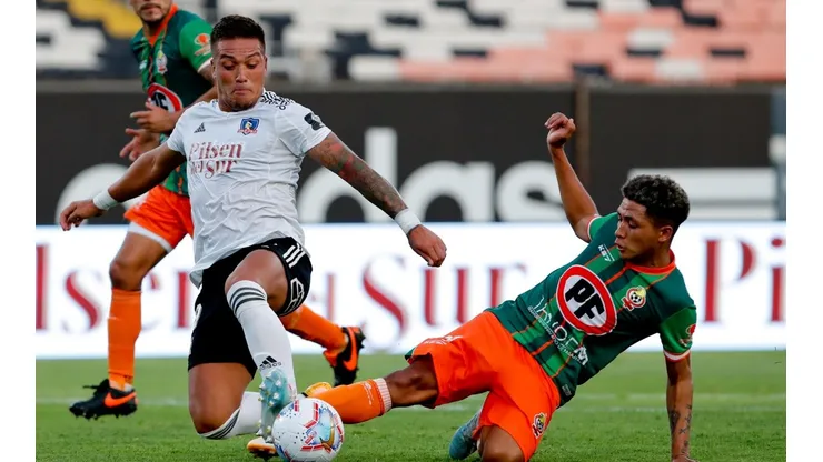 Colo Colo juega su segundo partido del torneo de visita.