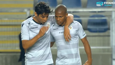 Matías Fernández y los consejos a César Munder en Deportes La Serena.