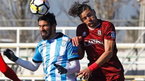 El Loco Abreu vuelve a su país