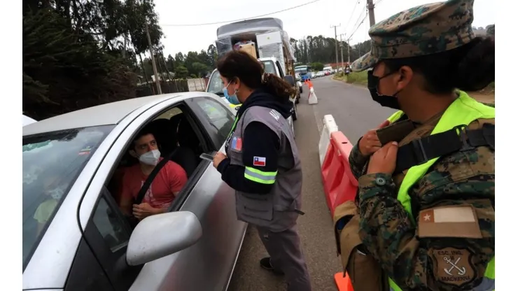 Ni comunas en cuarentena, ni en transición podrán transitar en la vía pública sin el debido permiso.