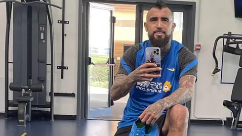 Arturo Vidal avisa que está pronto a volver tras la cirugía a su rodilla.