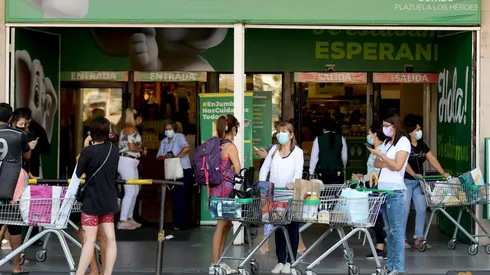 Conoce los supermercados que abrirán este fin de semana largo