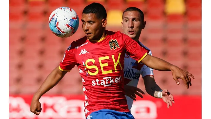 Cristián Palacios alcanzó acuerdo para llegar a Colo Colo, pero el entrenador Gustavo Quinteros no le dio el visto bueno