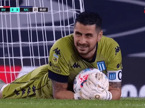 A lo Sapito Livingstone: Gaby Arias capitán y doble atajada