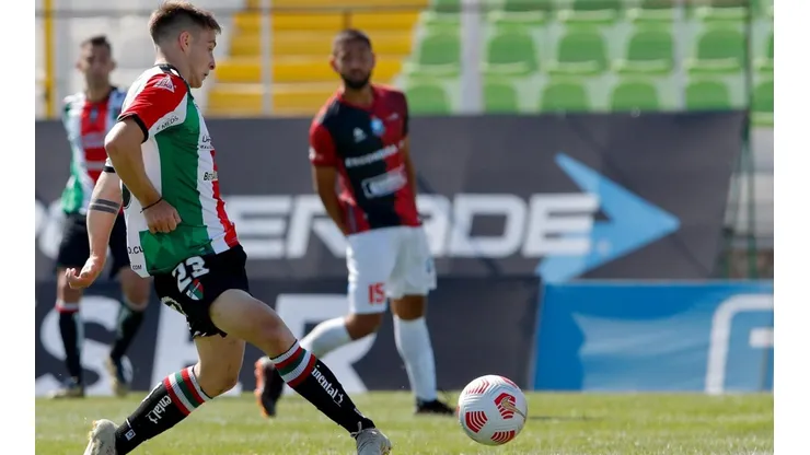 Bruno Barticciotto marcó su primer gol como profesional con Palestino.