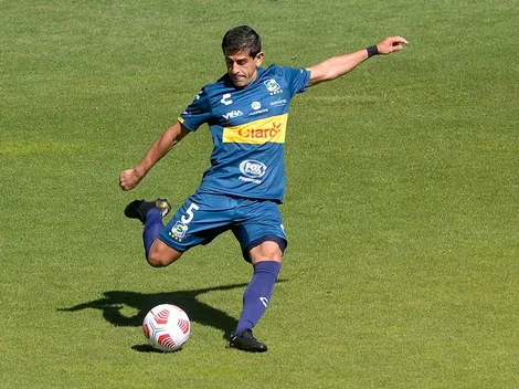 Hinchas de Colo Colo lloran el debut de Barroso con Everton