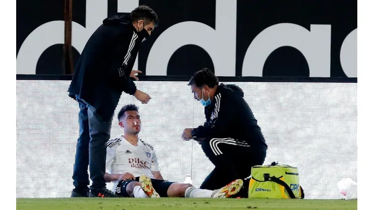 César Fuentes salió lesionado de su disputa con Ariel Martínez.