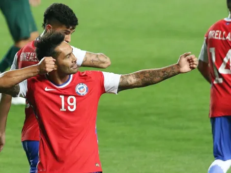 Revisa las mejores postales del regreso del Mago Jiménez a La Roja