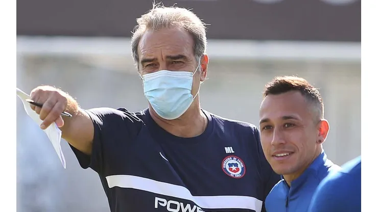 Martín Lasarte confirmó su primera formación titular como DT de la selección Chilena.