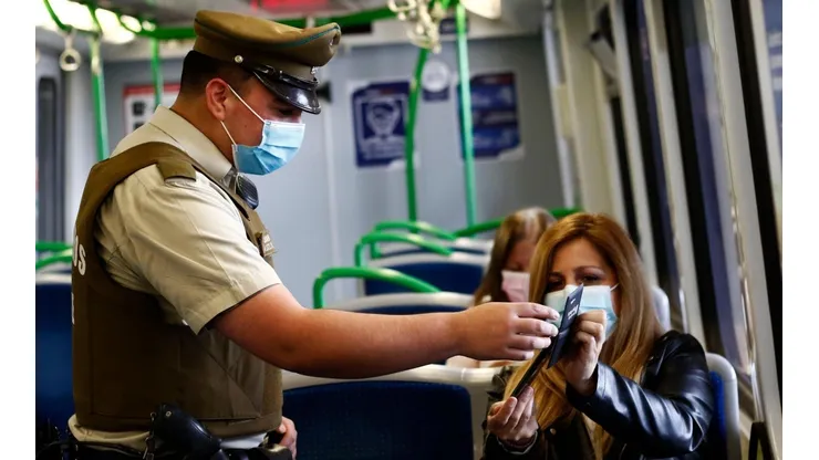Las personas que salgan sin permisos serán multadas