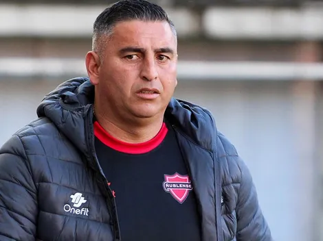 DT de Ñublense advierte a la UC: “Nuestra cancha es un desastre”