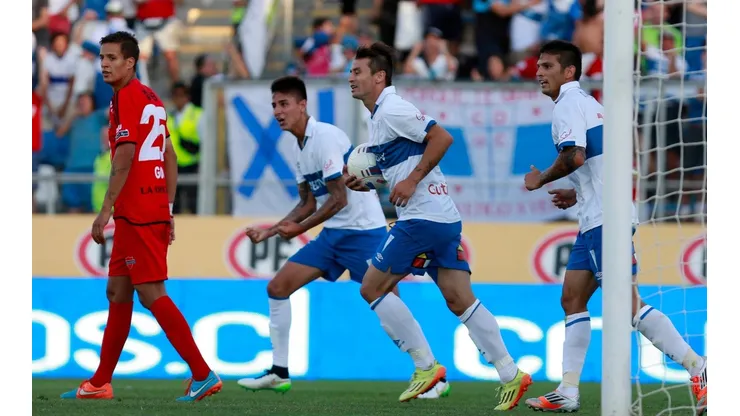 Roberto Gutiérrez quien jugaba en la UC la última vez que Ñublense enfrentó a los cruzados, estará del lado de los Diablos rojos de Chillán este domingo.