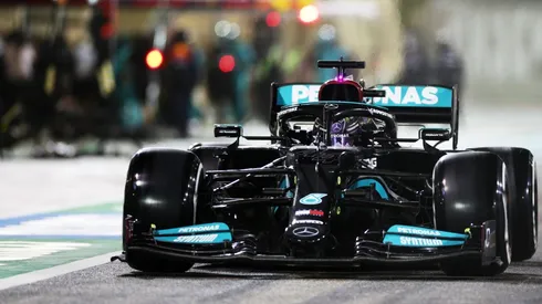 Redbull fue la principal amenaza de Mercedes en el circuito de Sakir.