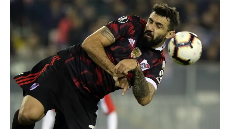 Lucas Pratto fue titular en un amistoso de Feyenoord esta semana, pero lleva nueve partidos oficiales sin acción