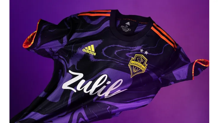 Seattle Sounders homenajea a Jimmy Hendrix en su camiseta