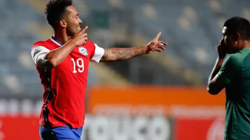 Luis Jiménez volvió con todo a la Roja: anotó en el triunfo 2-1 de Chile sobre Bolivia en el debut de Martín Lasarte. El otro lo hizo Jean Meneses.