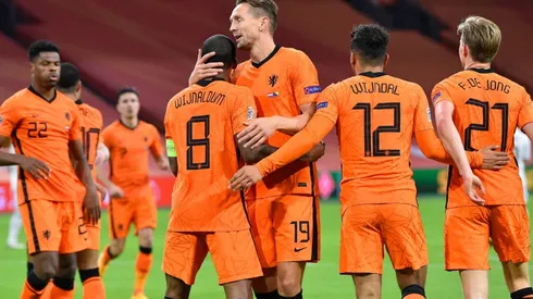 De no ganar, Holanda ya se empezaría a complicar en su ruta hacia el Mundial del próximo año.