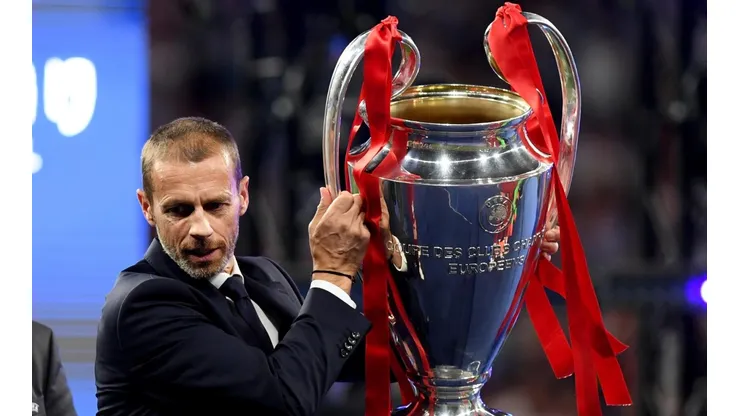 Aleksander Ceferin puede tomar la radical decisión al cargo de la UEFA.