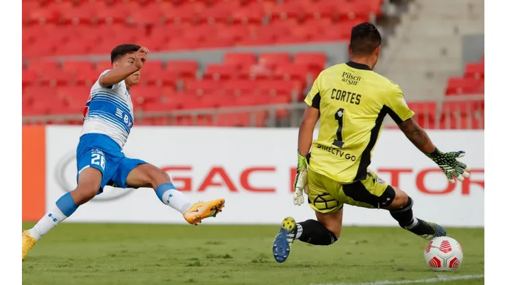 Poyet consiguió su primer título con la UC el fin de semana ante Colo Colo.