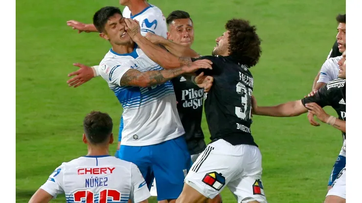Maximiliano Falcón recibió cuatro fechas de castigo tras ser expulsado en la Supercopa por agredir a Válber Huerta.